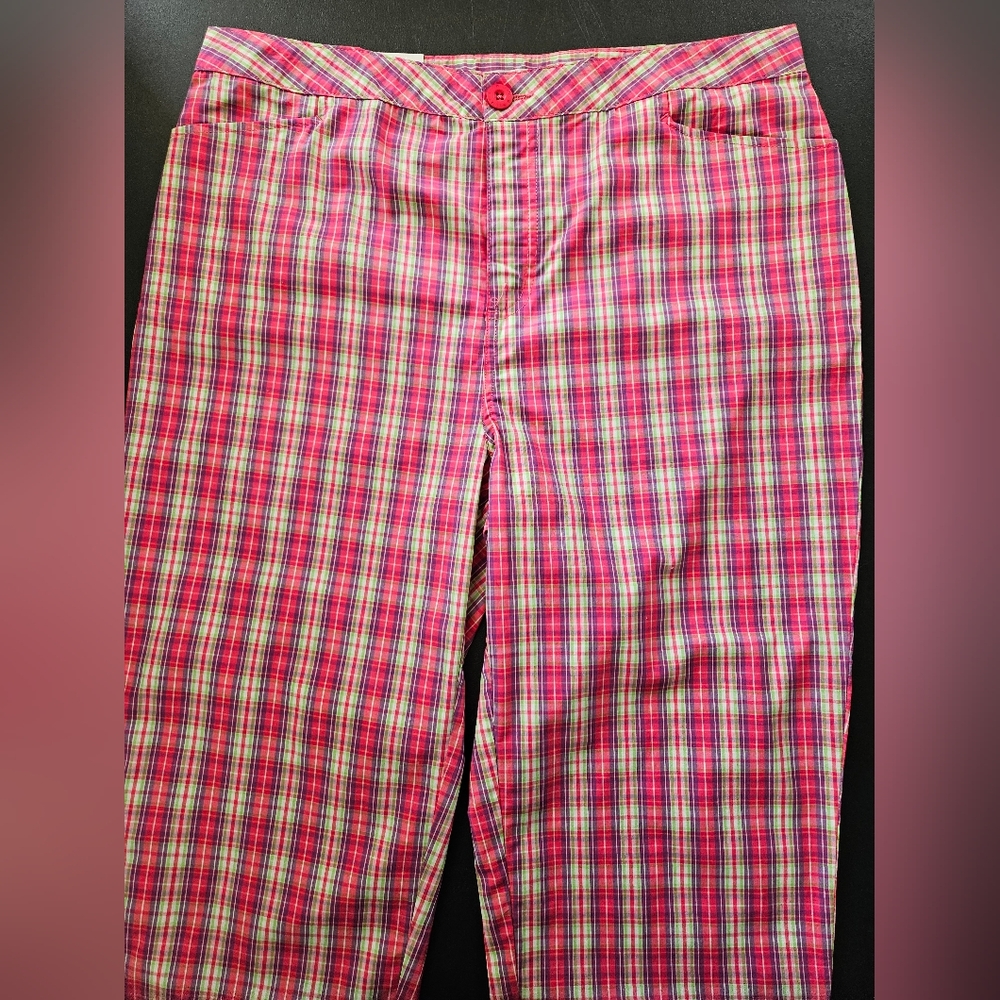 NWT - Bill Blass Jeanswear Stretch Plaid Capris - Size 16